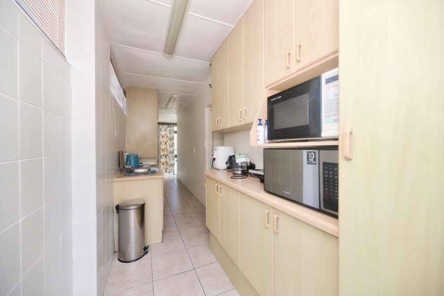 5 Bedroom Property for Sale in De Kelders Western Cape